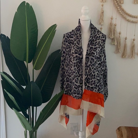 nwot oblong lightweight leopard color block scarf 🧣fall vibes cozy animal print - Picture 9 of 9
